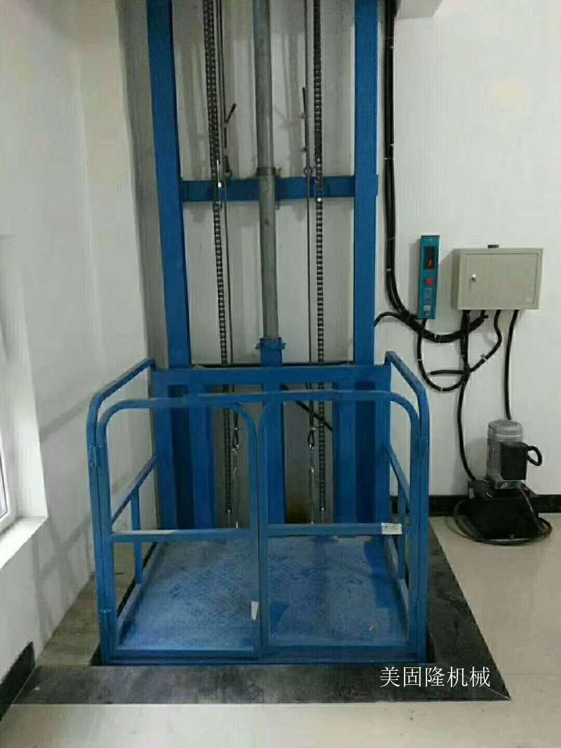 河南单臂导轨式升降机厂家